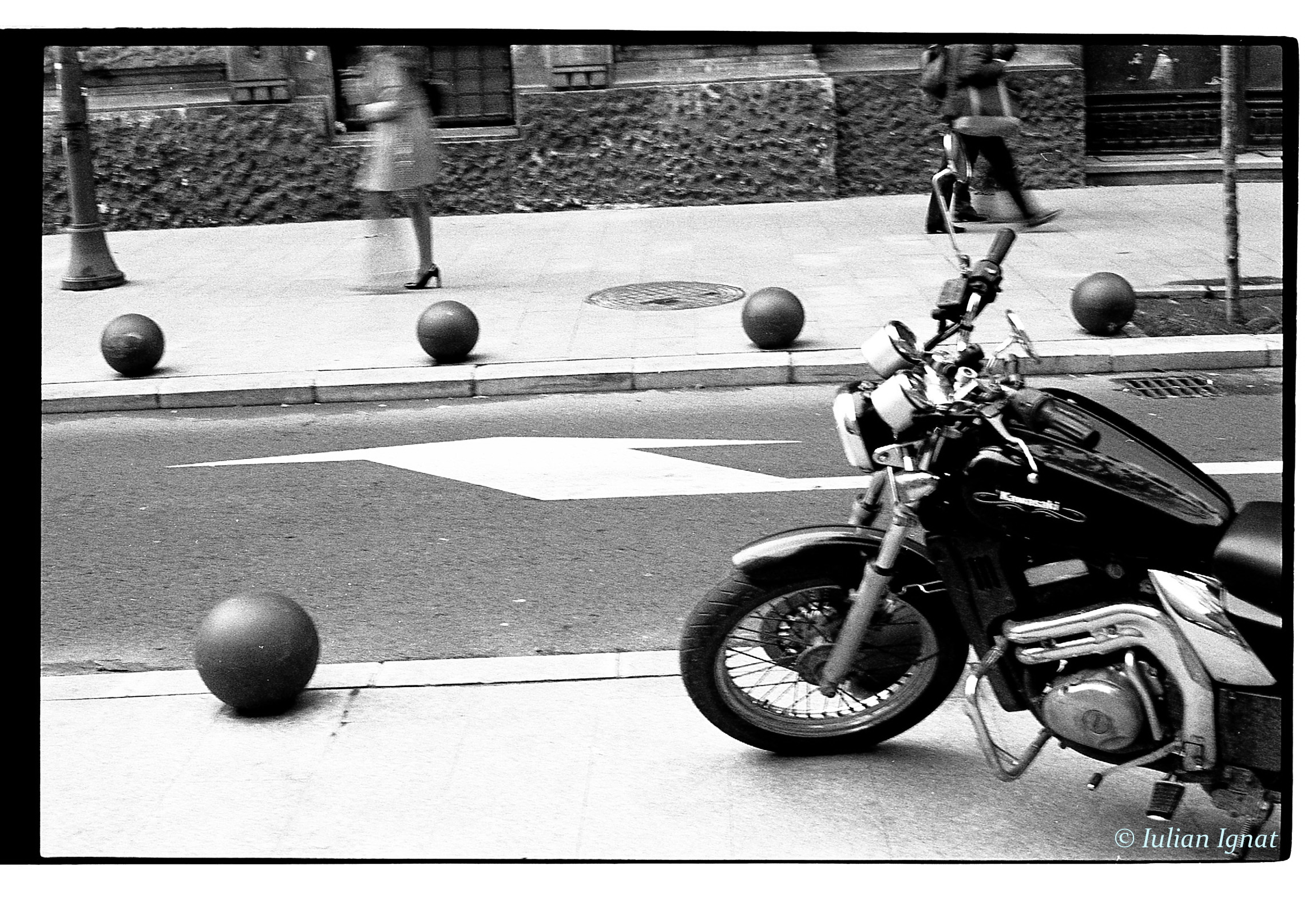 octombrie-septembrie719